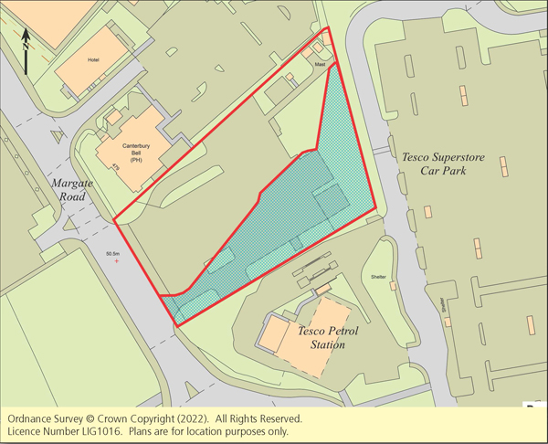 Lot: 85 - VALUABLE SITE EXTENDING TO 1.69 ACRES WITH POTENTIAL FOR DEVELOPMENT IN PRIME LOCATION -